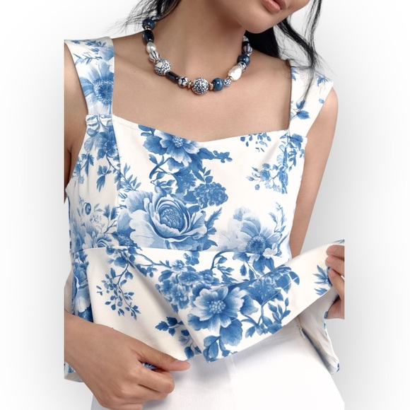 Maeve By Anthropologie Square-Neck Peplum Tank Top - Picture 3 of 8